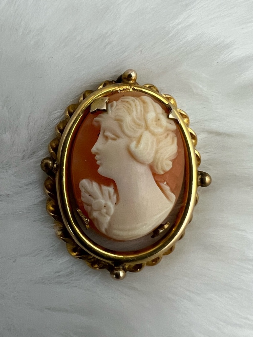 Vintage Rainbow Gold Filled Cameo Pendant